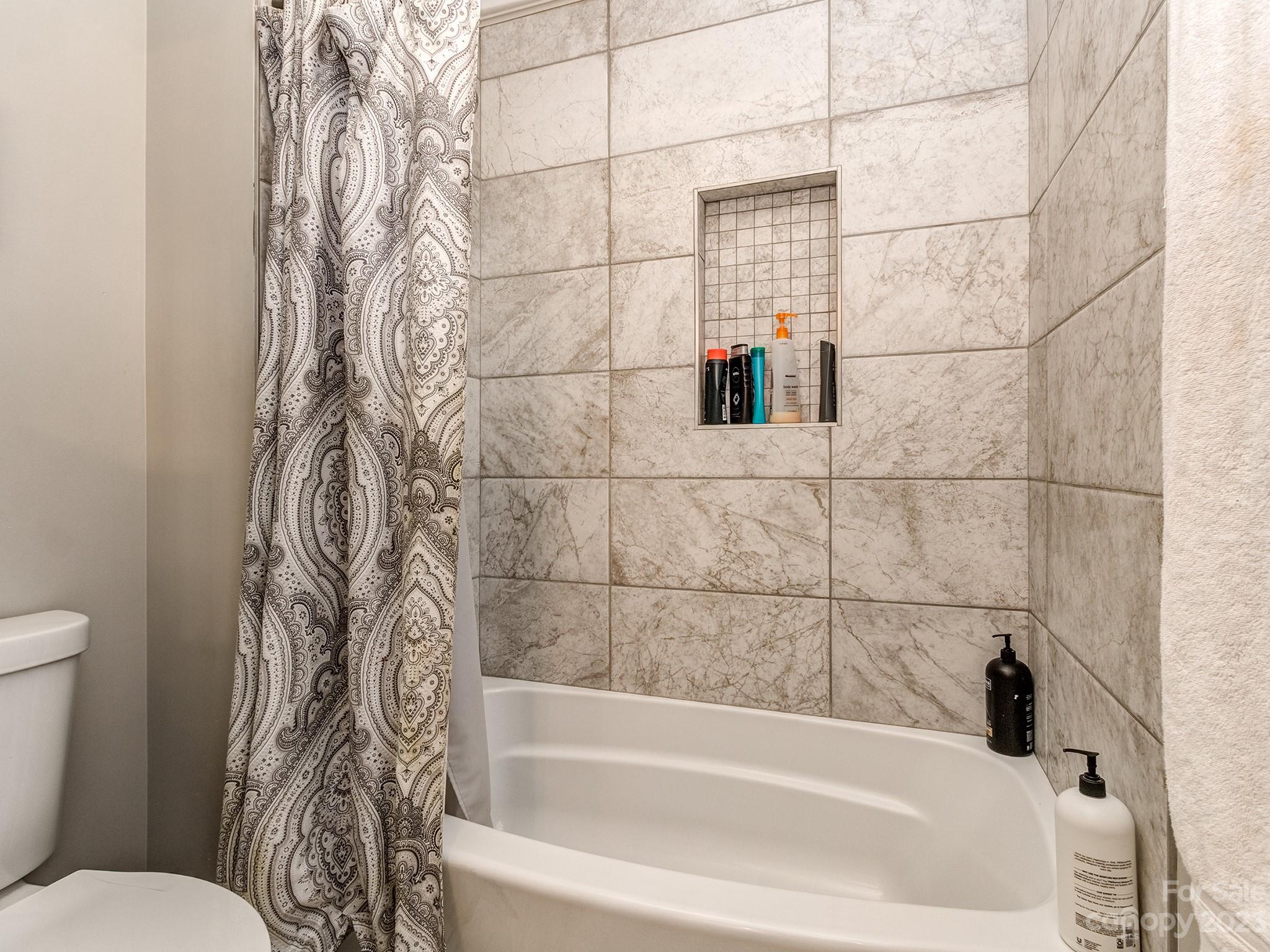 Giverny - Residential