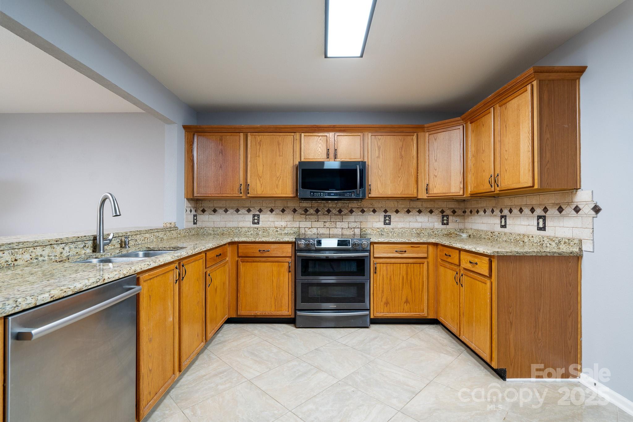 Brandon Ridge - Residential