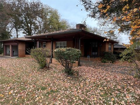 Photo of 402 Horah Street E #35, Salisbury, NC 28144 (MLS # 4322133)