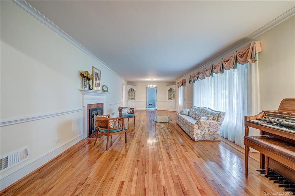 Roland Park - Residential