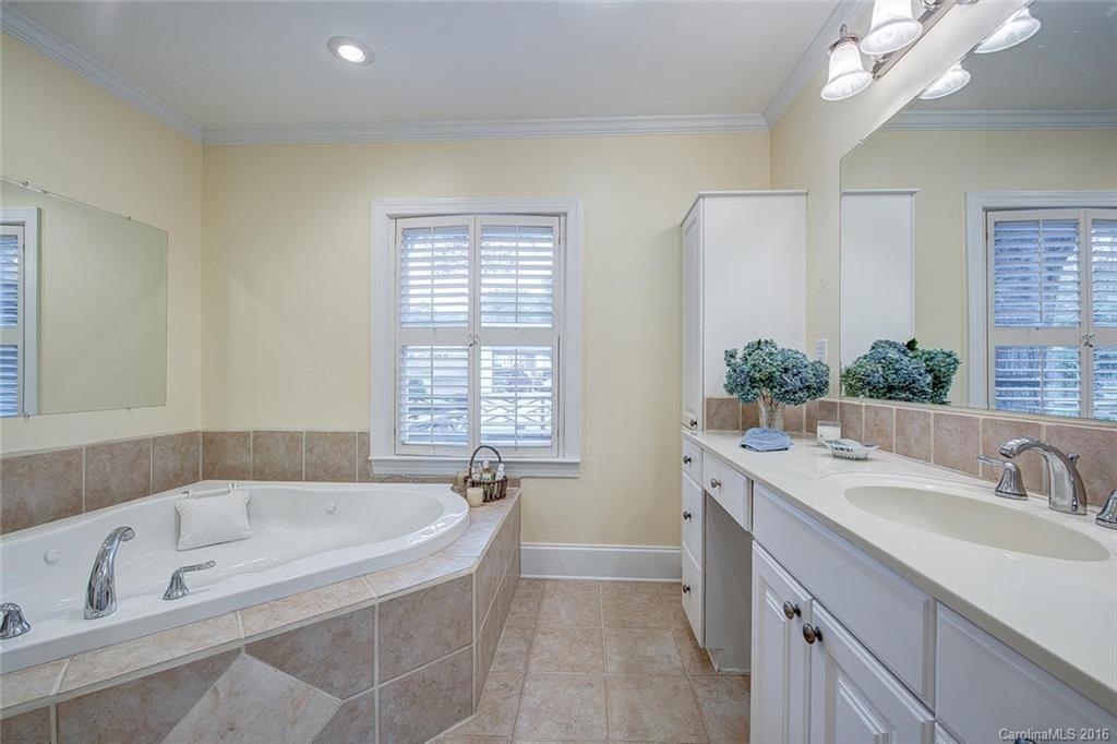 Roland Park - Residential