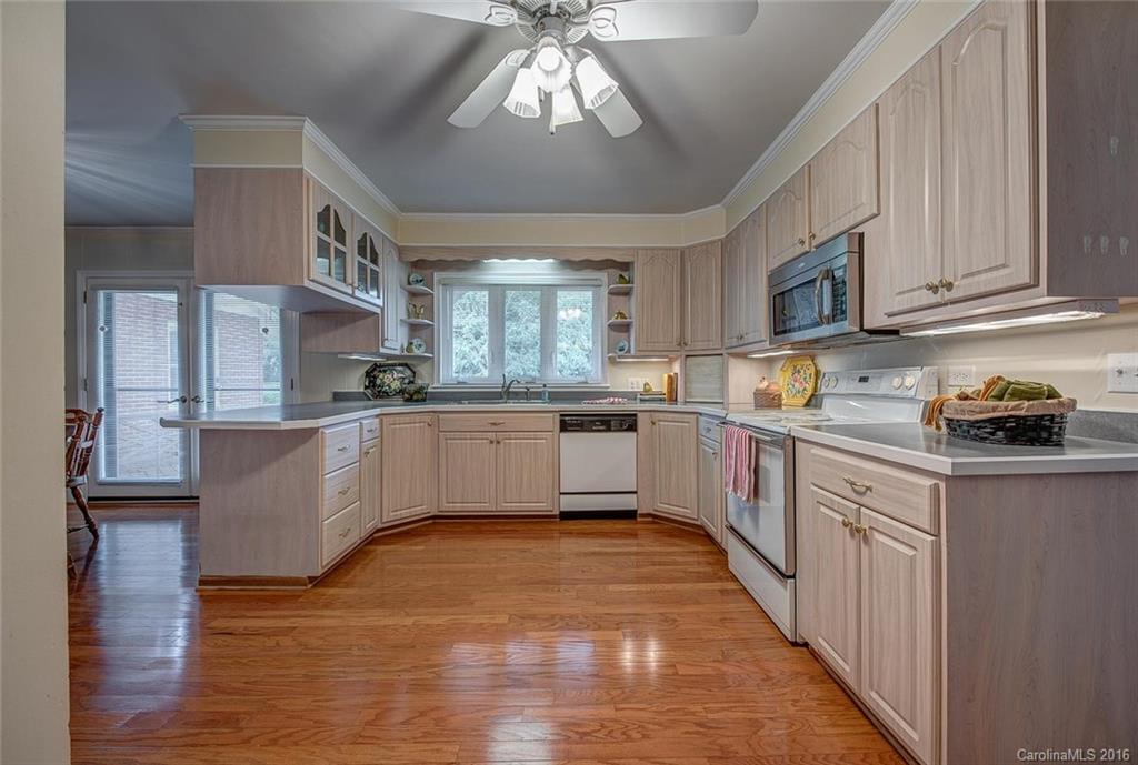 Roland Park - Residential