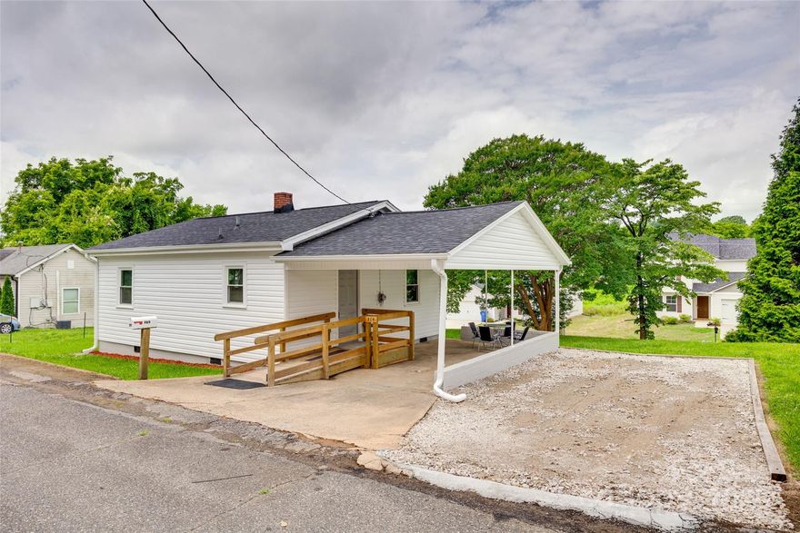 Don’t miss this beautifully renovated 2-bedroom, 1 full bathroom home that’s full of charm and modern conveniences. Featuring hardwood floors in the living room and both bedrooms, this home offers a warm and inviting atmosphere from the moment you step inside.

The updated kitchen includes granite countertops, a brand-new electric range and refrigerator, and washer/dryer hookups for added convenience. A 2024 gas pack HVAC system ensures year-round comfort.

Whether you're a first-time buyer, downsizer, or investor, this move-in ready home is a fantastic opportunity. Please note that the second bedroom does not have a closet in the room but there is a closet in the hall and there are train tracks behind the homes on the opposite side of Grace St.

Schedule your showing today!