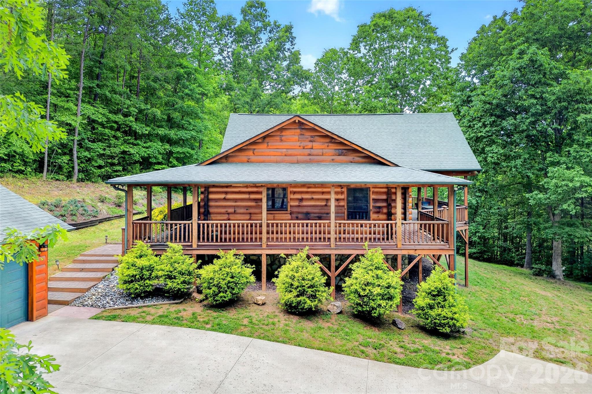 34 Waterfall Drive
