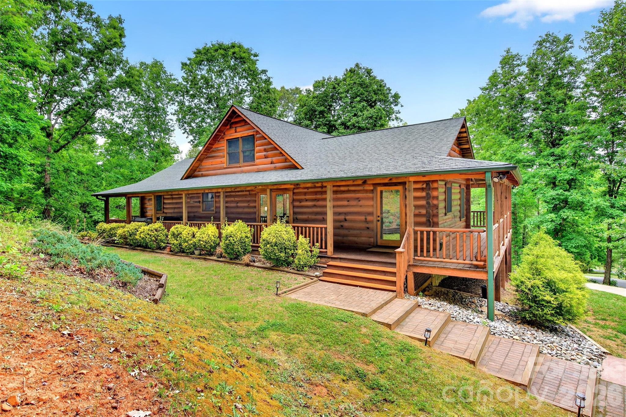 34 Waterfall Drive