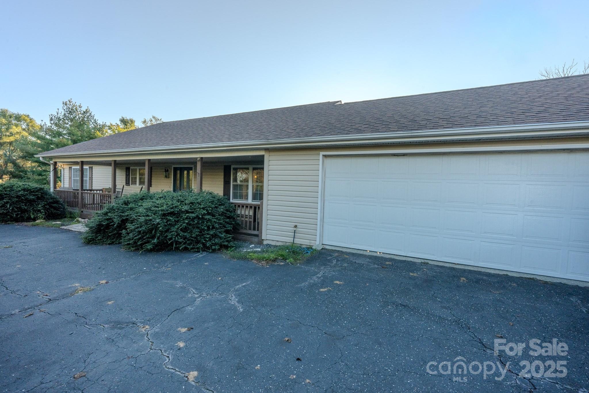 Spruce Pine Heights - Residential