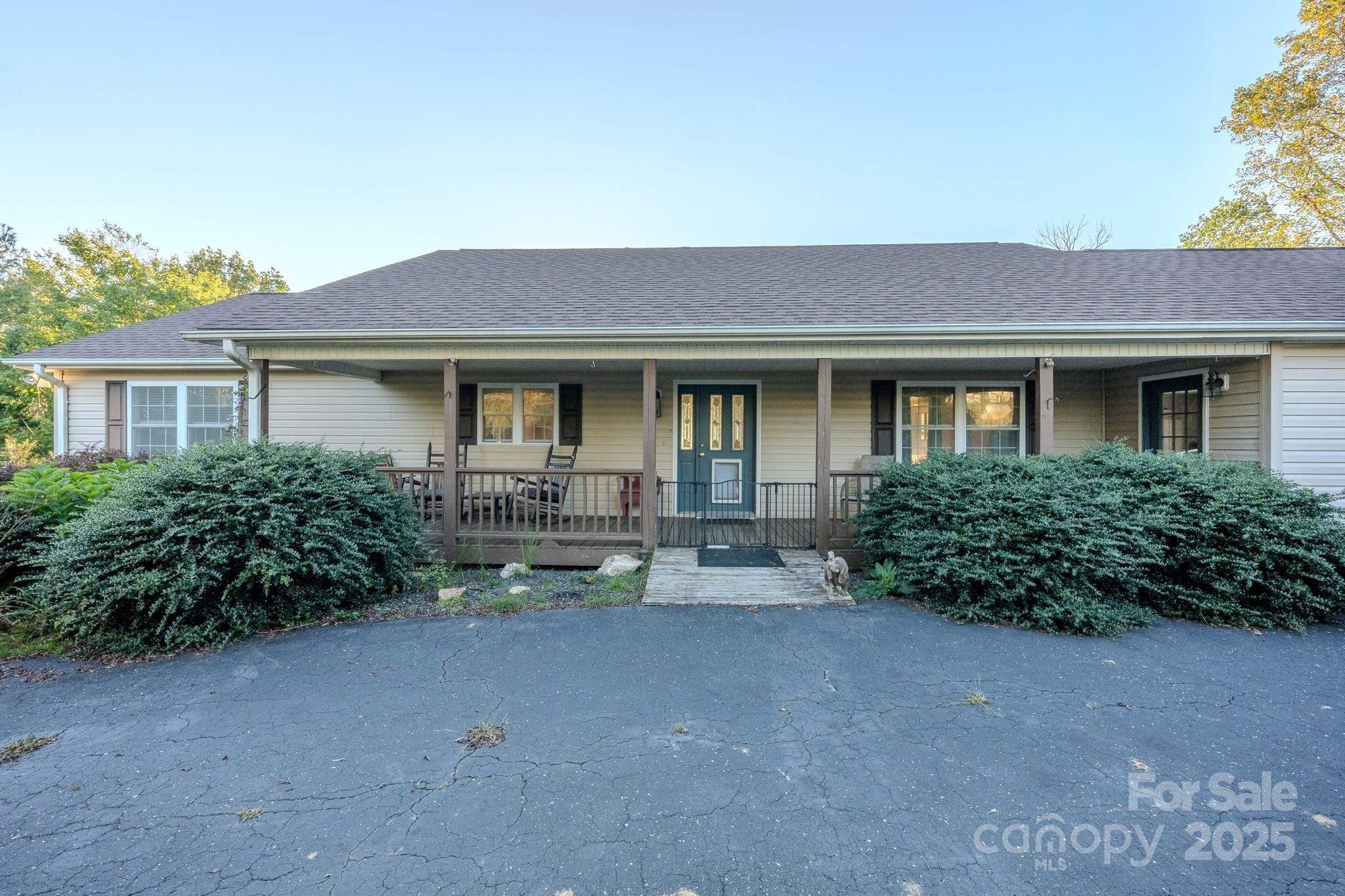 Spruce Pine Heights - Residential