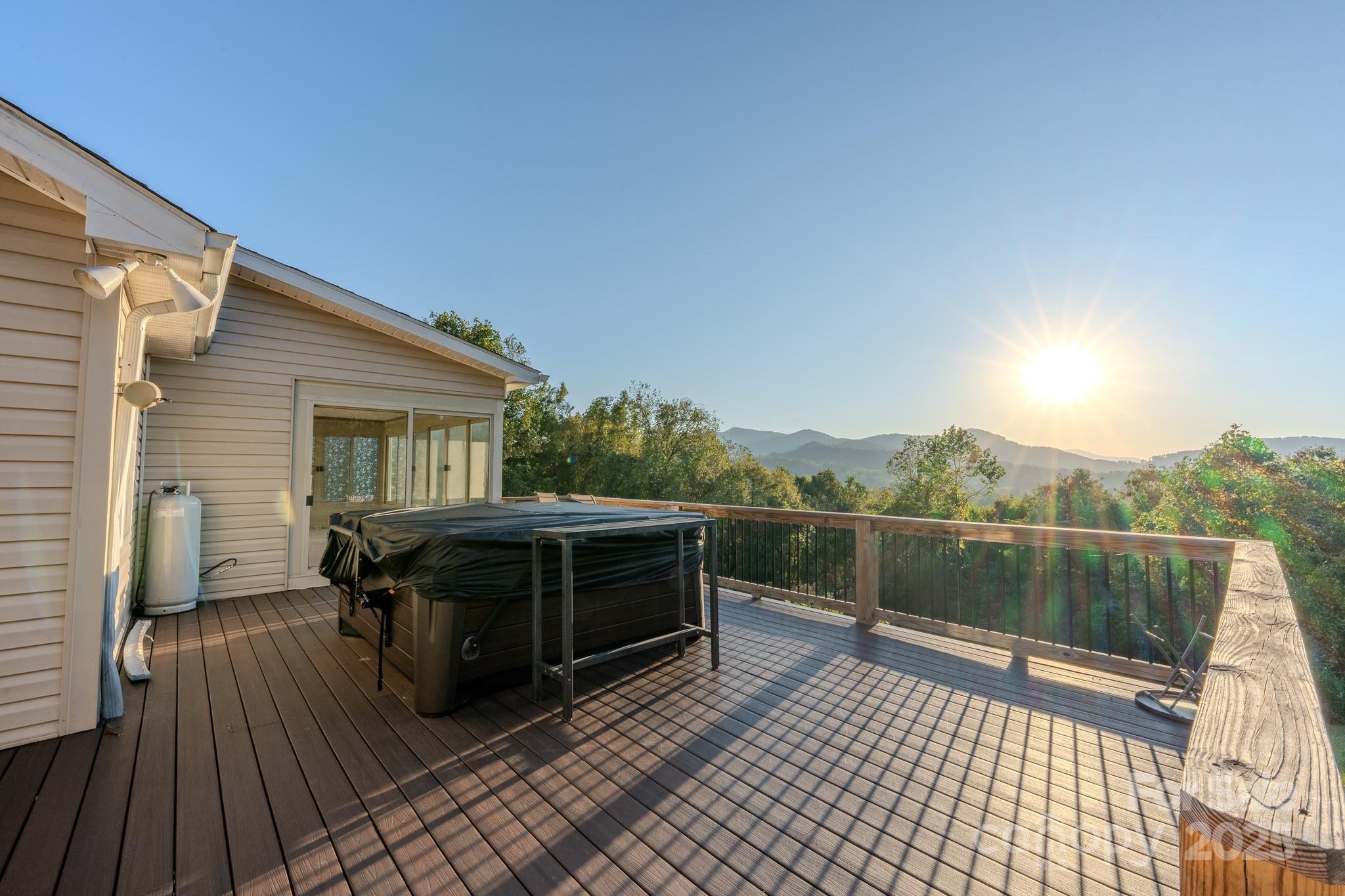 565 Overlook Drive