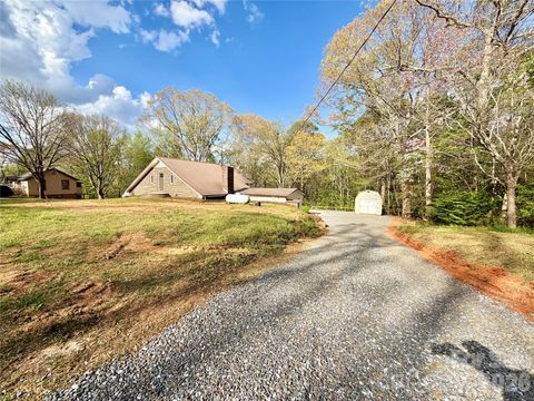 6530 Curlee Road Conover NC 28613