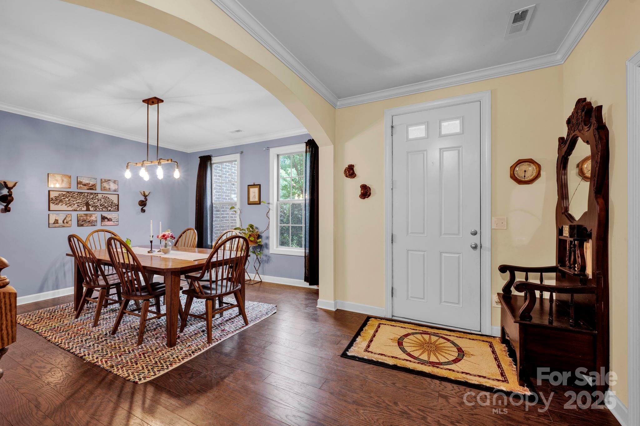 111 St Sophia Court