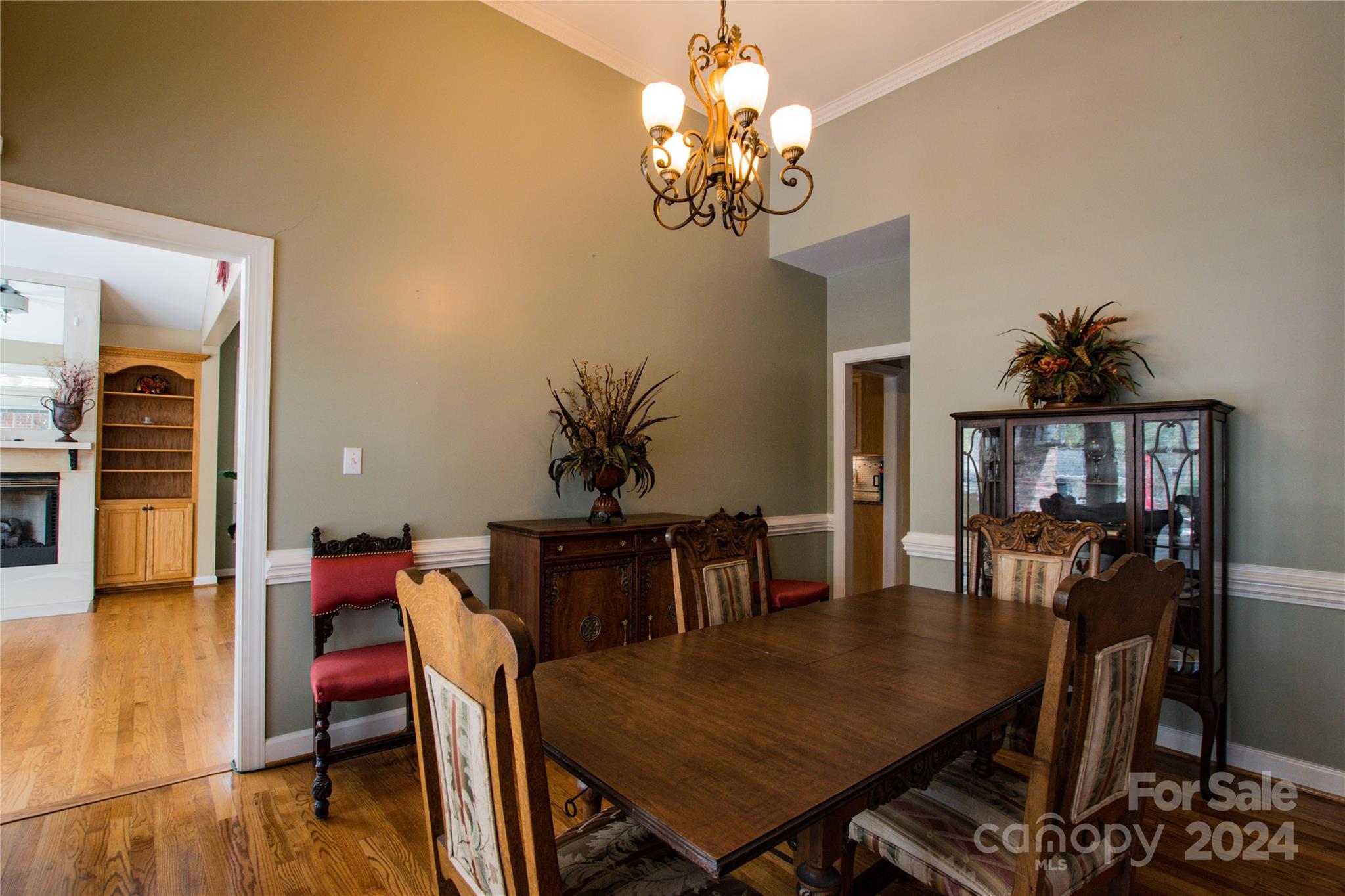 Royal Oaks - Residential