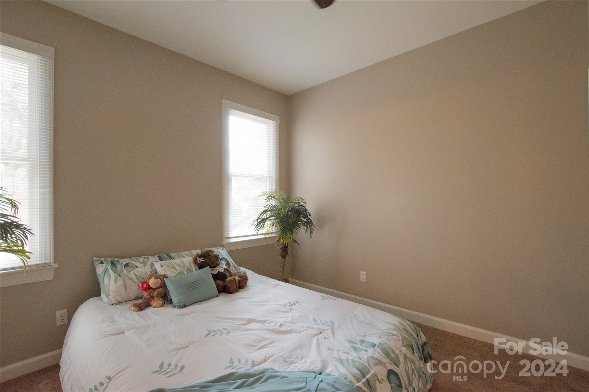 Royal Oaks - Residential