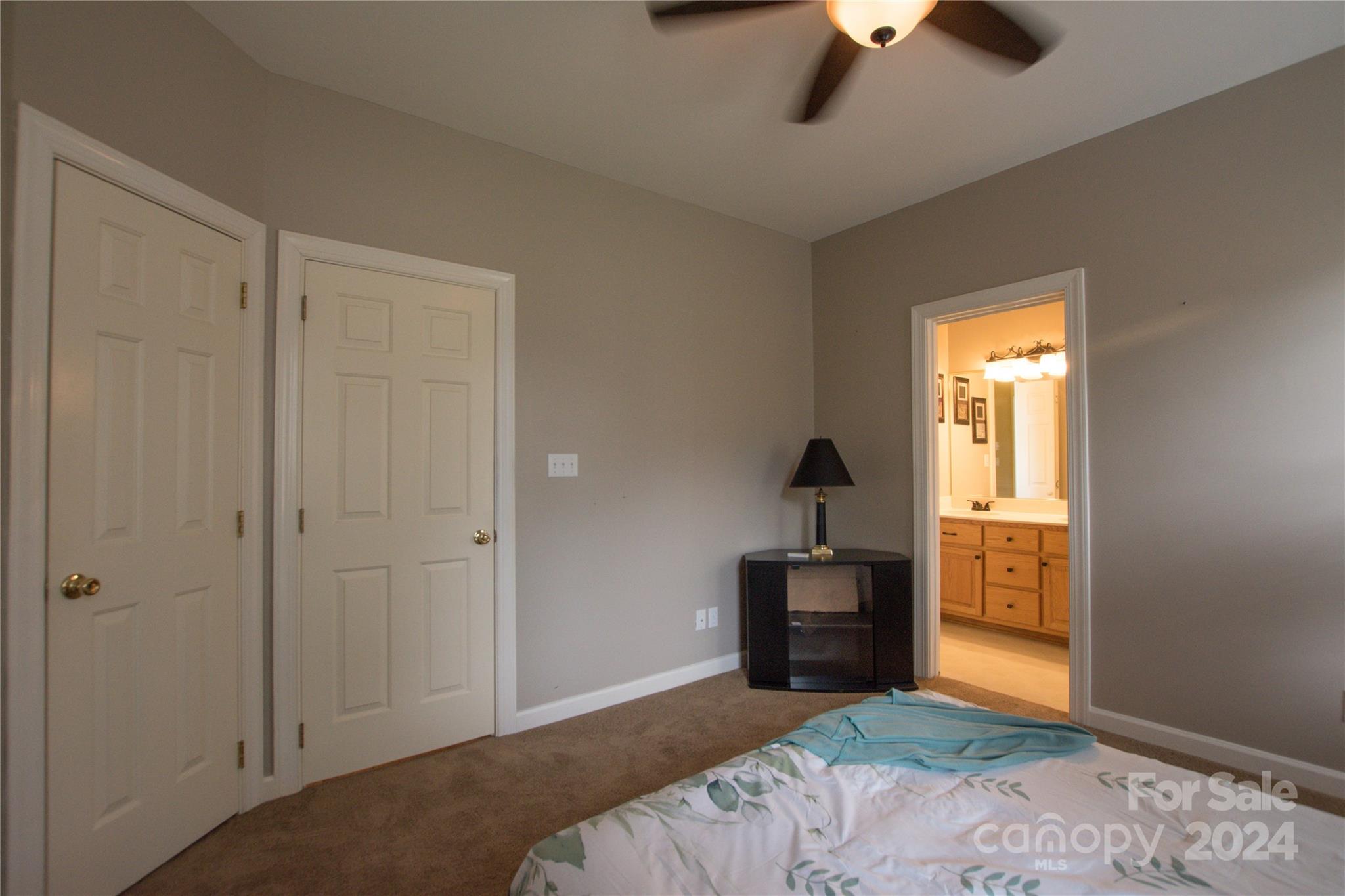 Royal Oaks - Residential