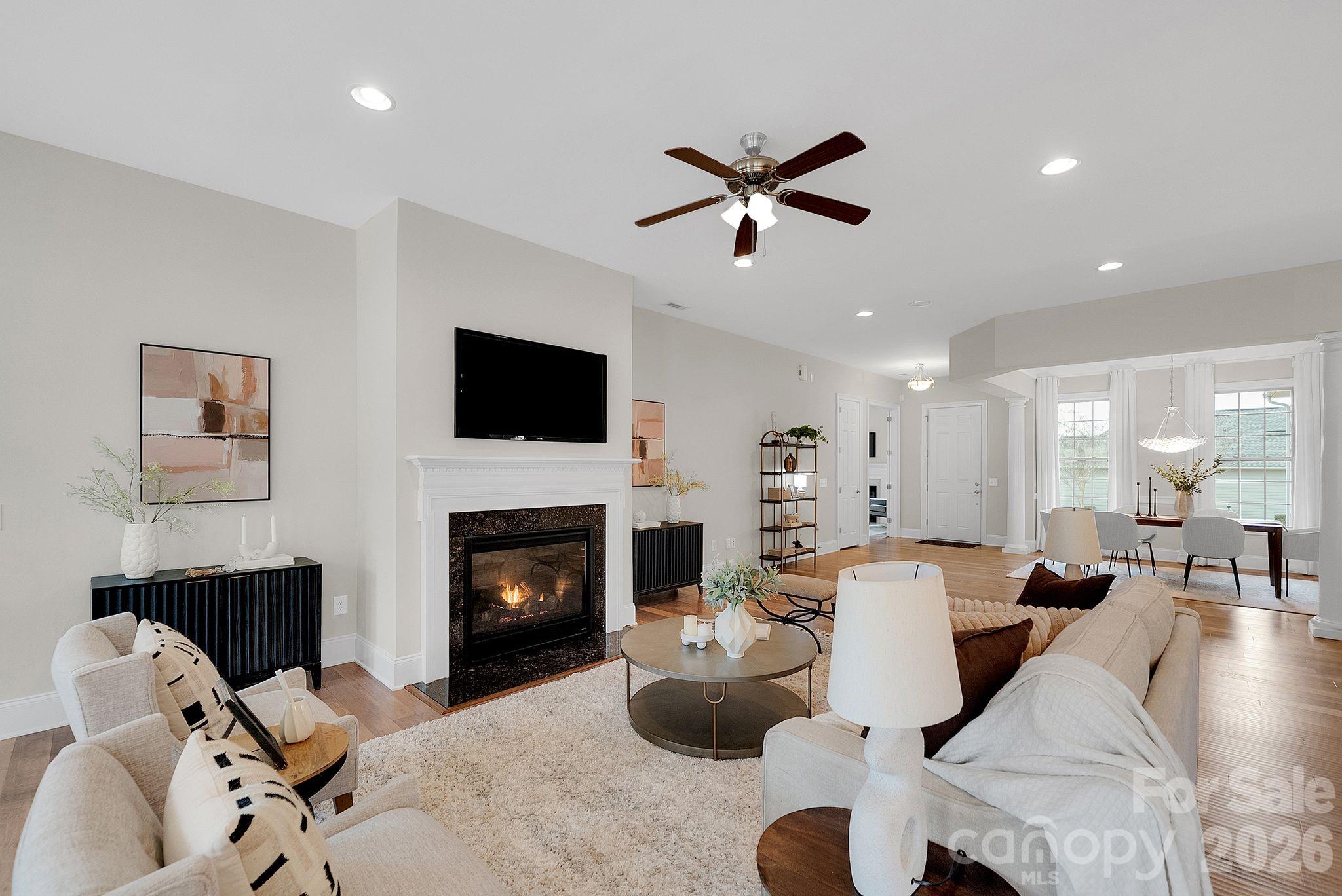 Regency at Palisades - Residential