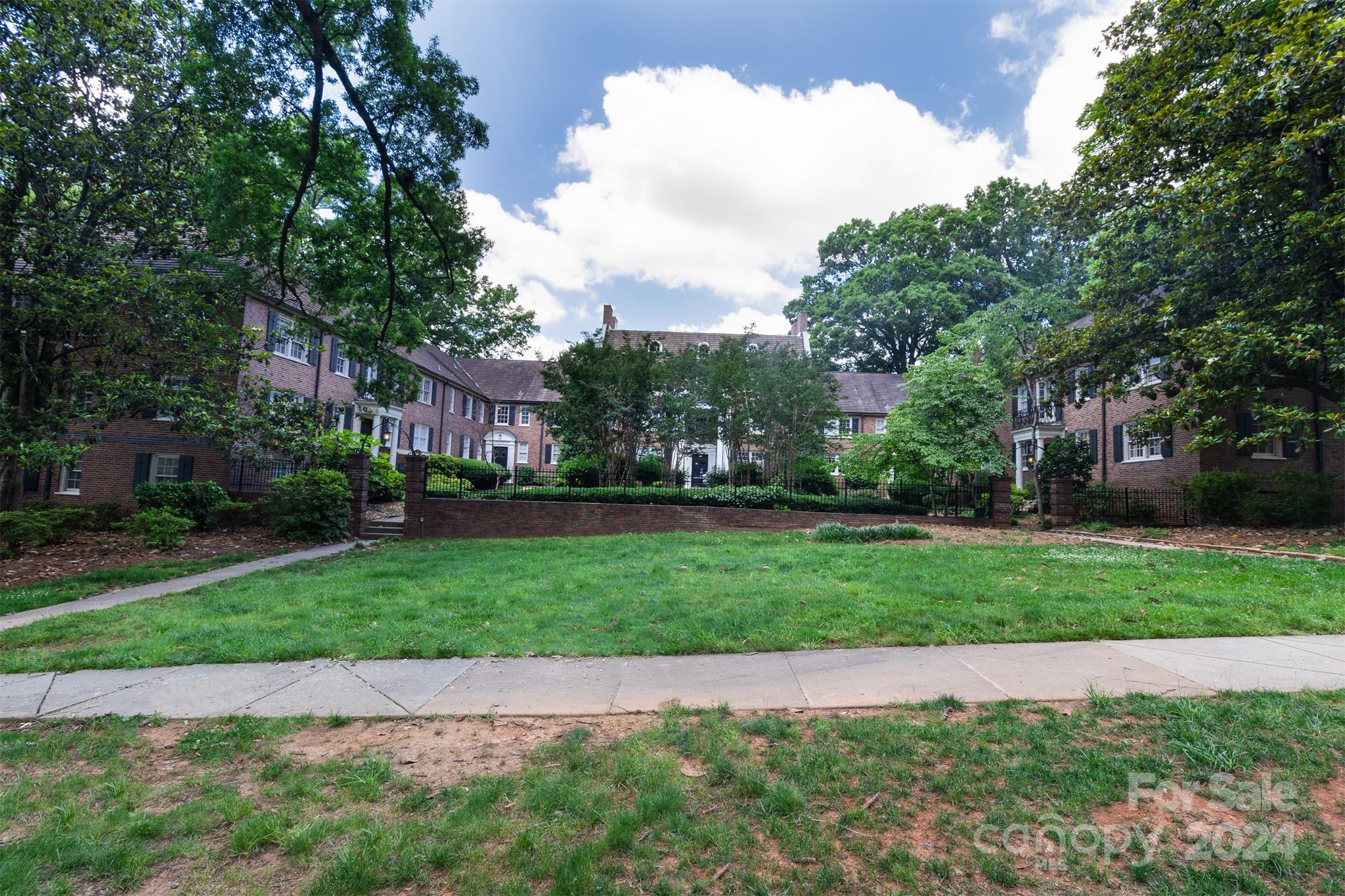 Alson Court - Residential