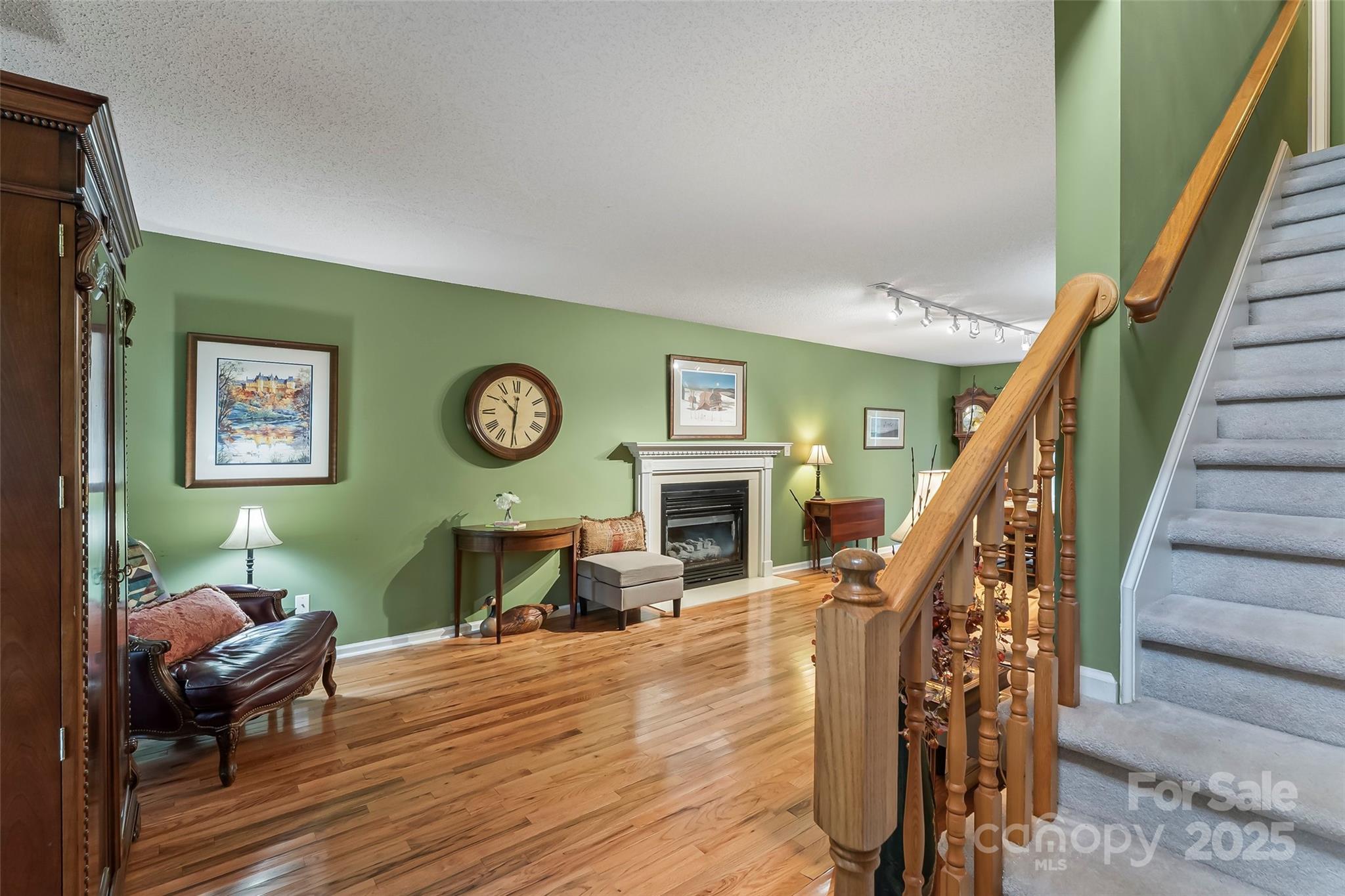 4617 Harbor View Terrace