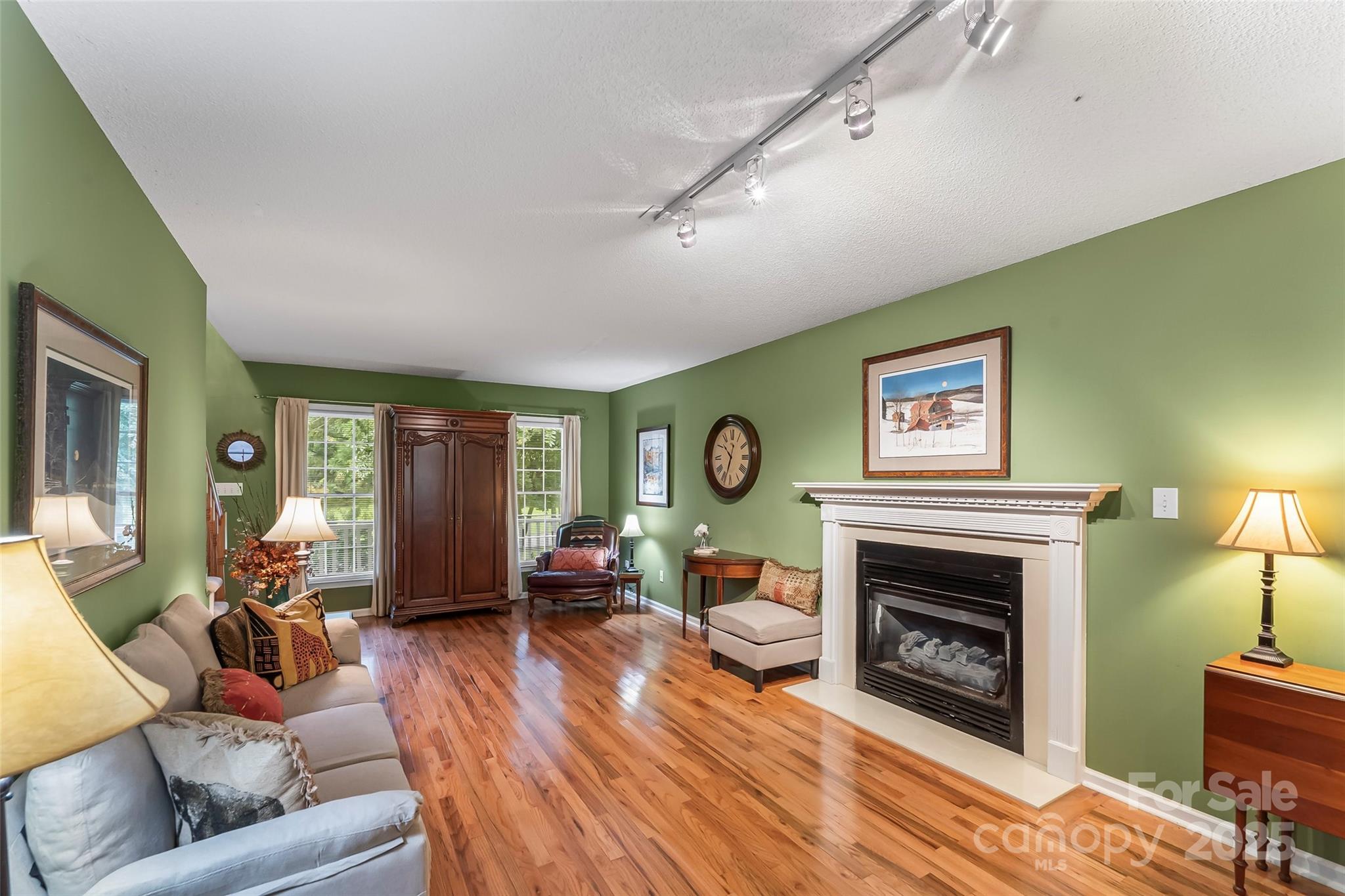 4617 Harbor View Terrace