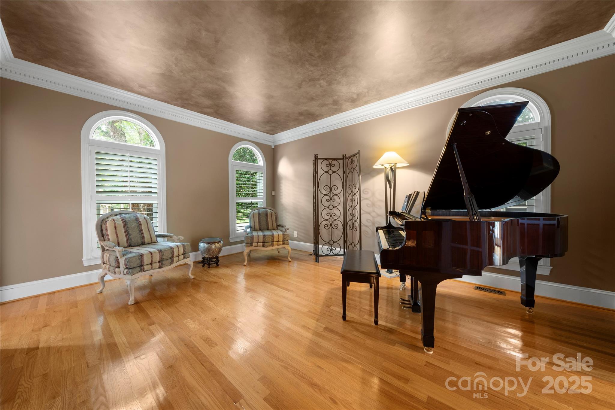 9529 Sardis Glen Drive