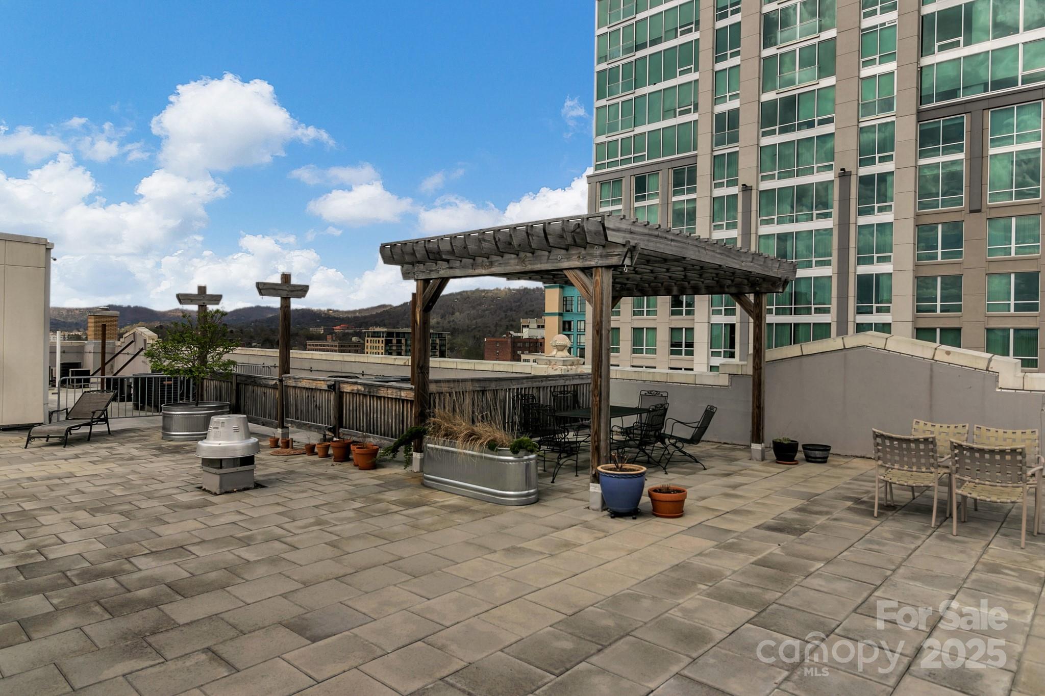 The Kress Condominium - Residential