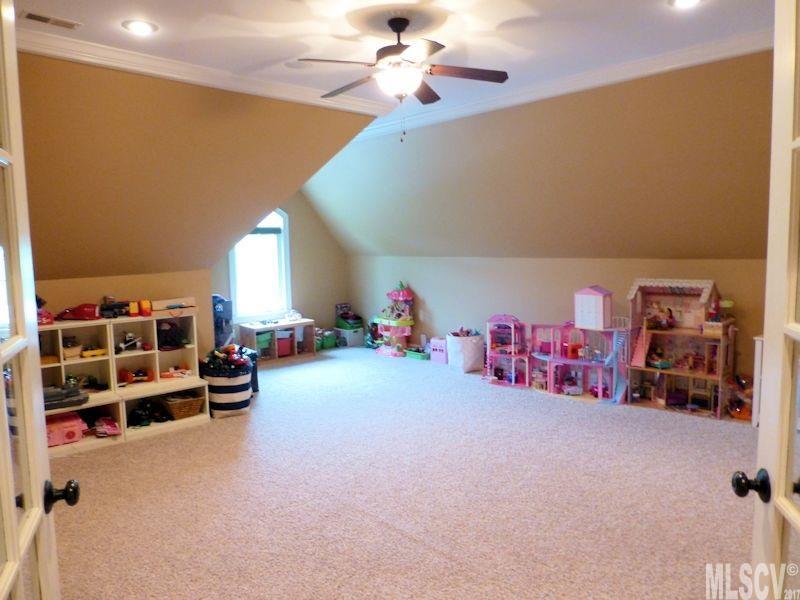 Moores Ferry - Residential