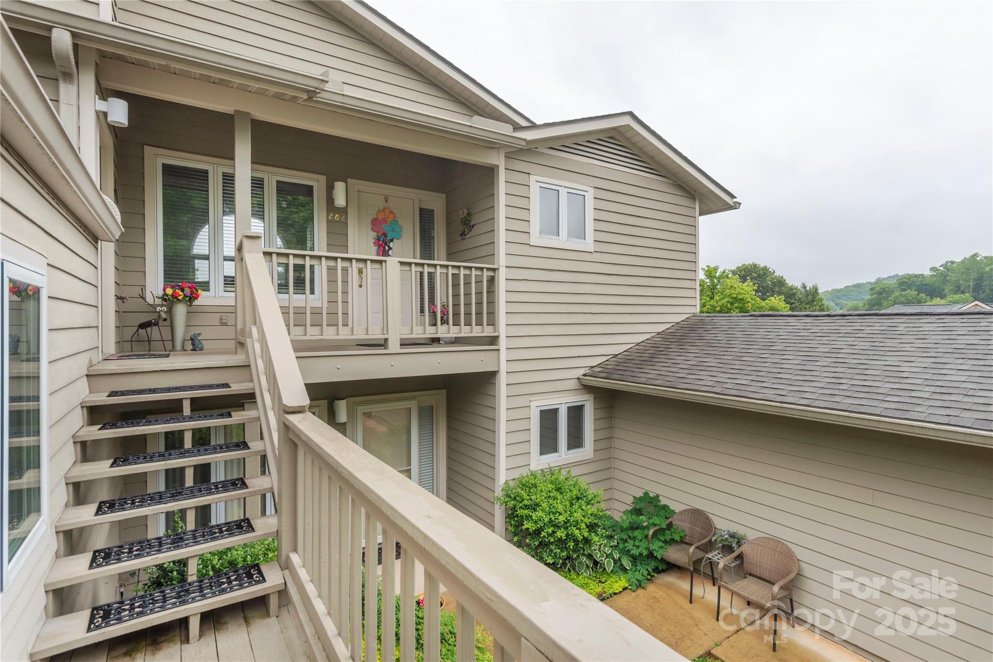 282 Skylark Lane