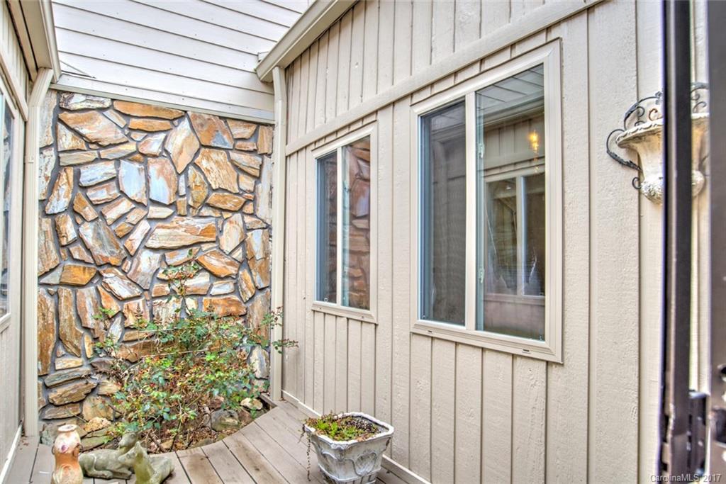 Deerwood - Residential