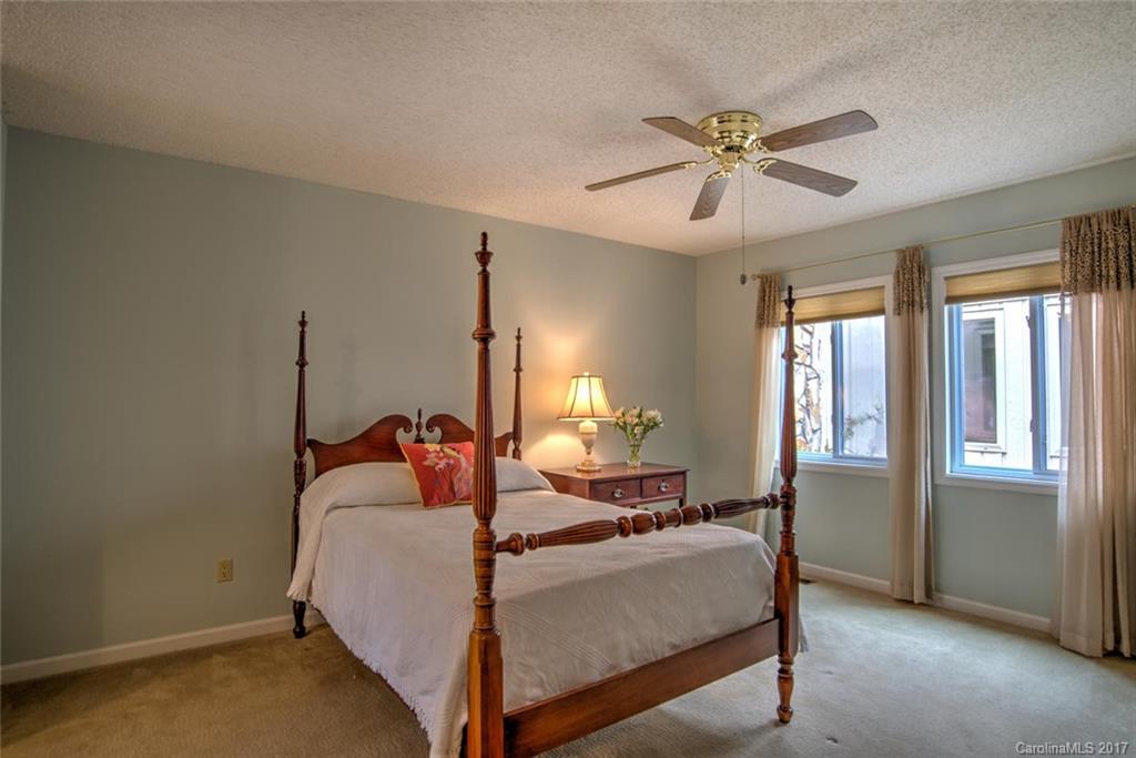 Deerwood - Residential