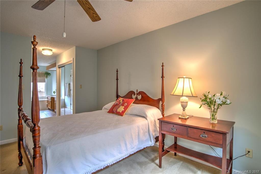 Deerwood - Residential