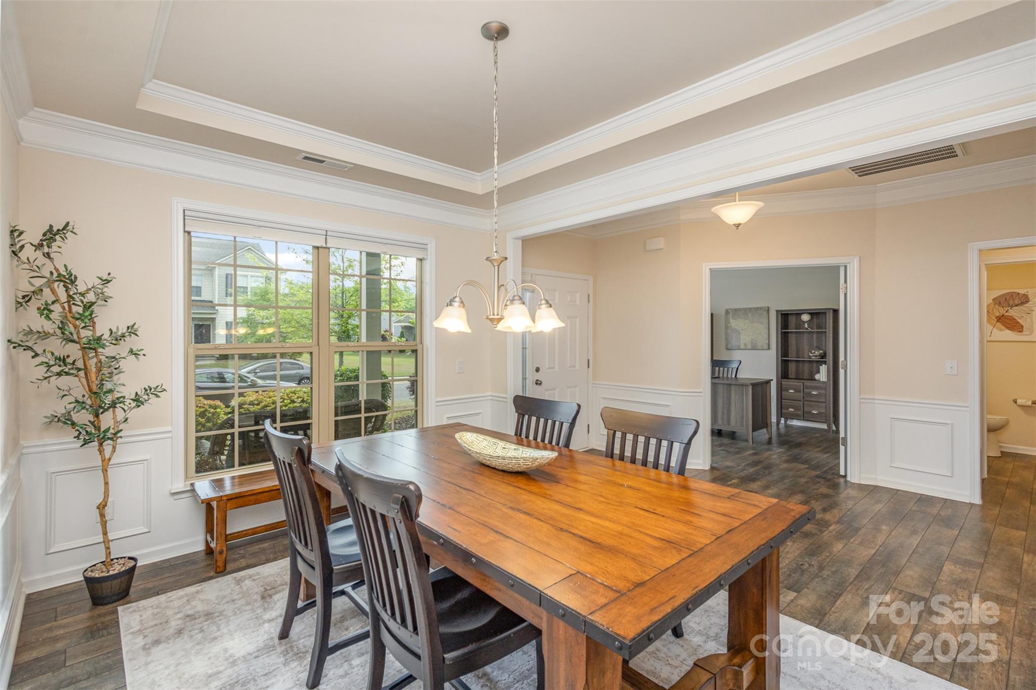 Queensbridge - Residential