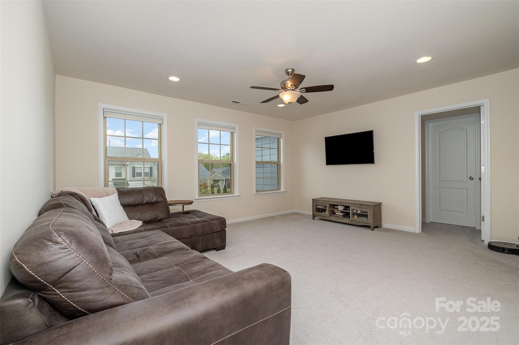 Queensbridge - Residential