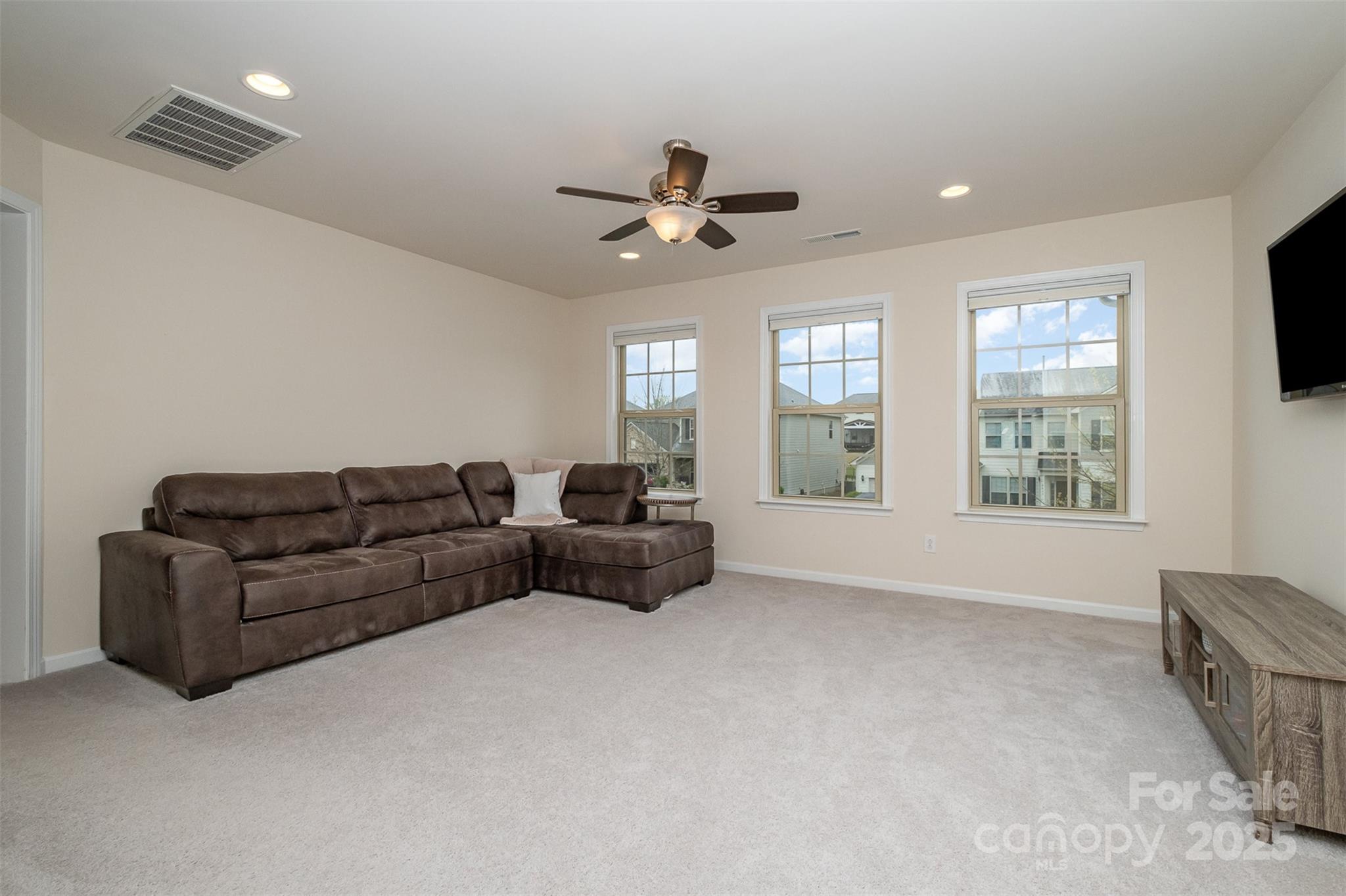 Queensbridge - Residential