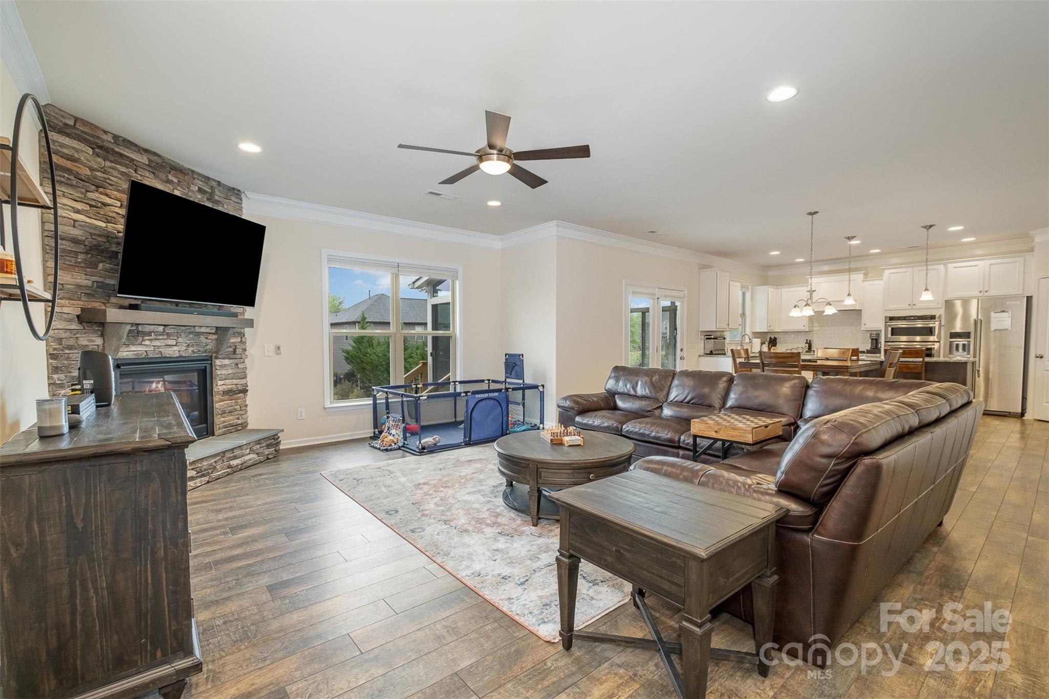 Queensbridge - Residential