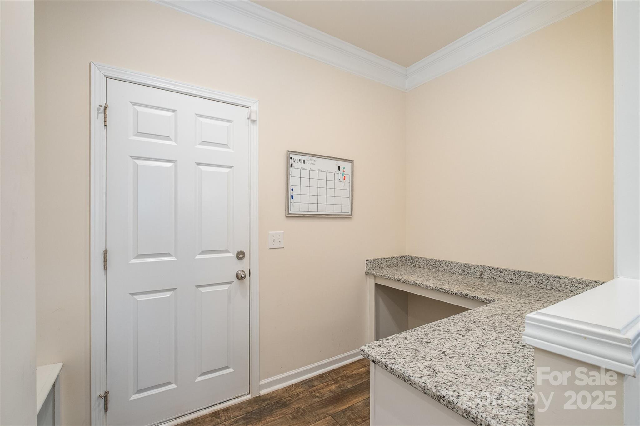 Queensbridge - Residential