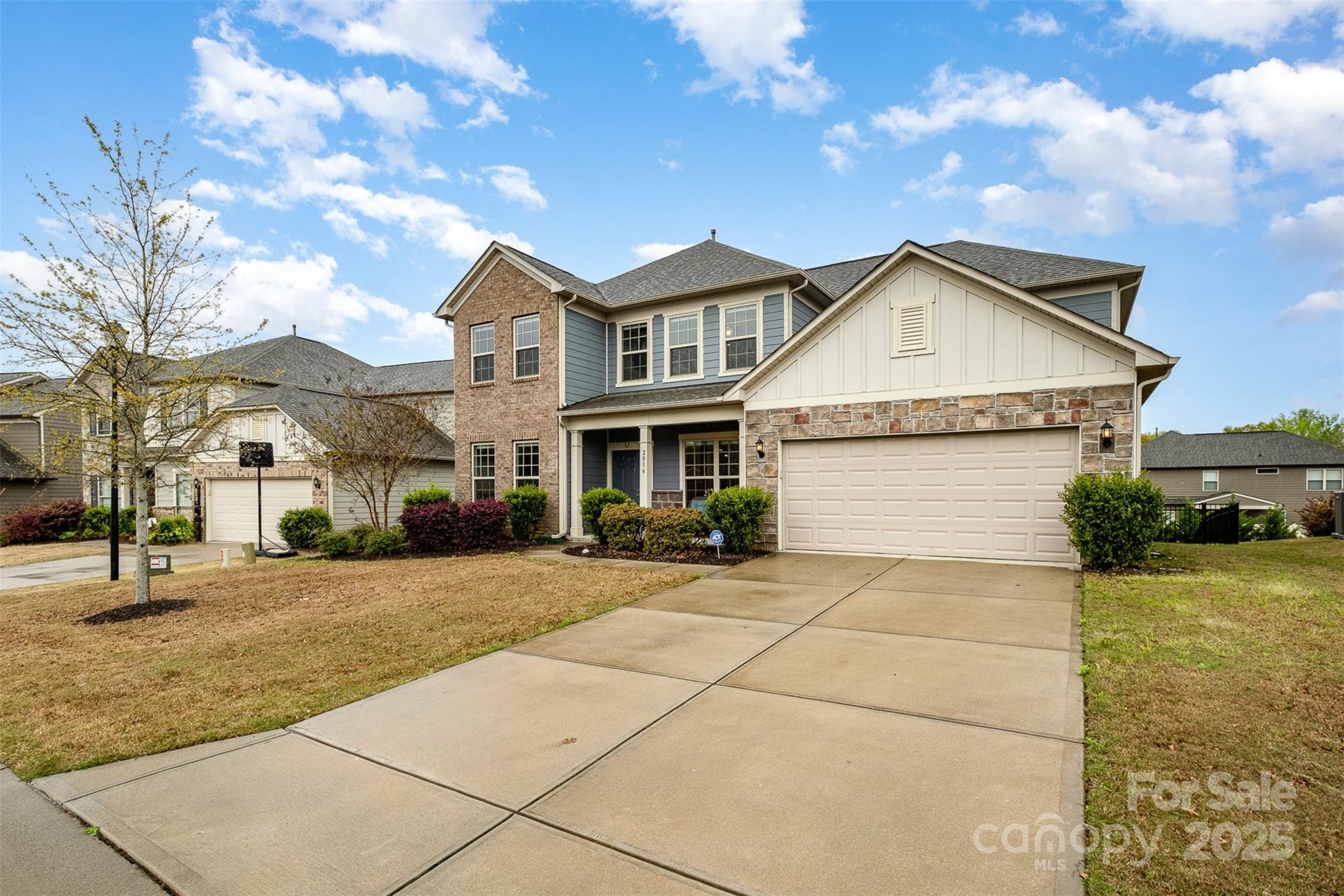 Queensbridge - Residential