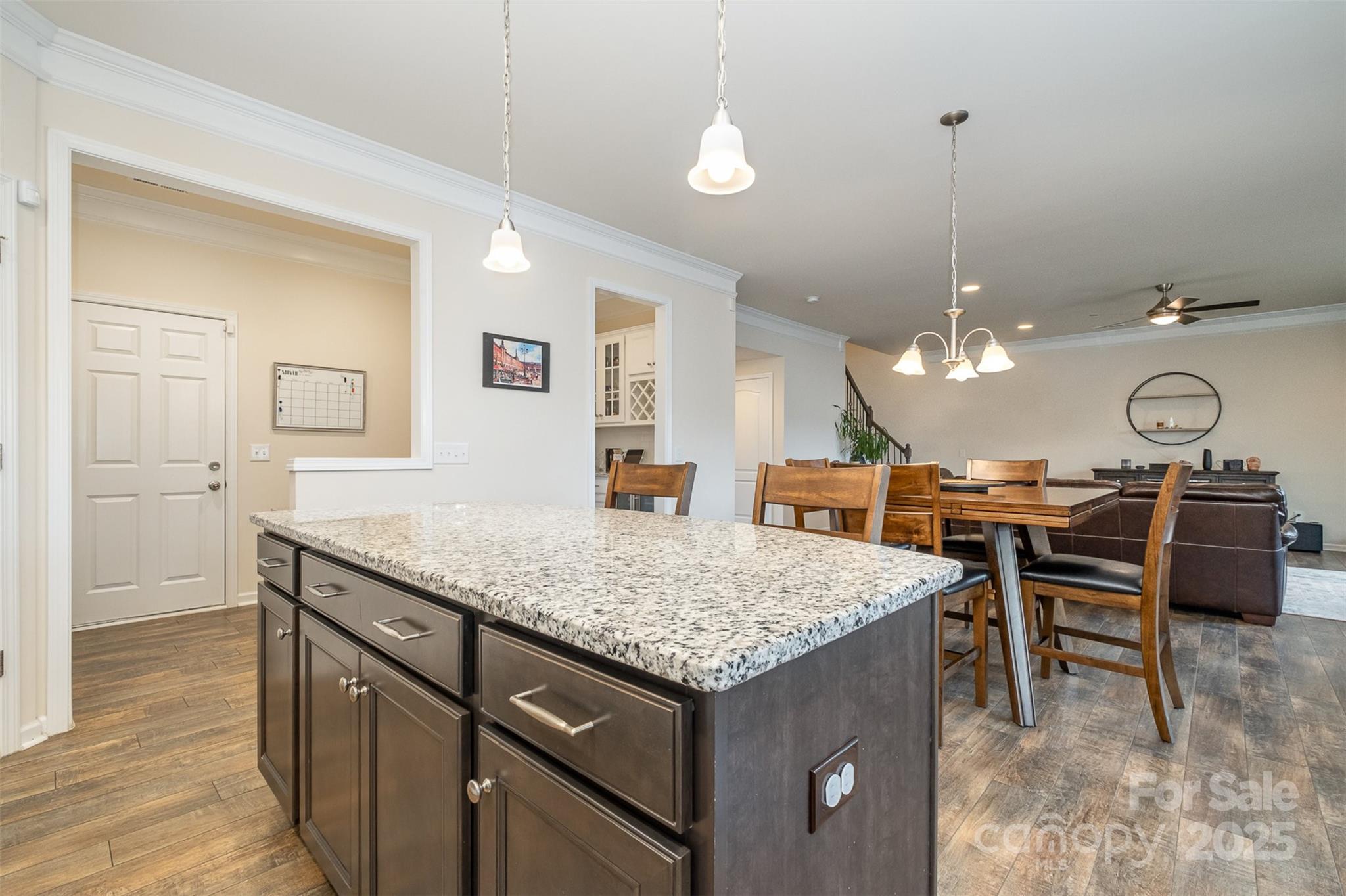 Queensbridge - Residential