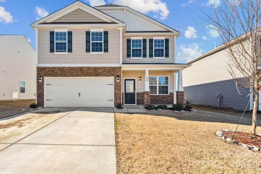 4 bedroom/ 2.5 bath home located in Boshamer Farms near the beautiful downtown Clover, SC.  This home is an incredible value with the benefits of a newer construction home without the wait.  Mohawk Revwood flooring throughout the first floor.  Spacious kitchen with granite countertops, tile backsplash and stainless steel appliances including a gas range and refrigerator. FHA qualifying assumable mortgage with a 2.875 interest rate plus gap mortgage options may be available for qualifying buyer.  Call to schedule an appointment today. Seller to provide $3000 toward buyer's closing cots with full price offer.