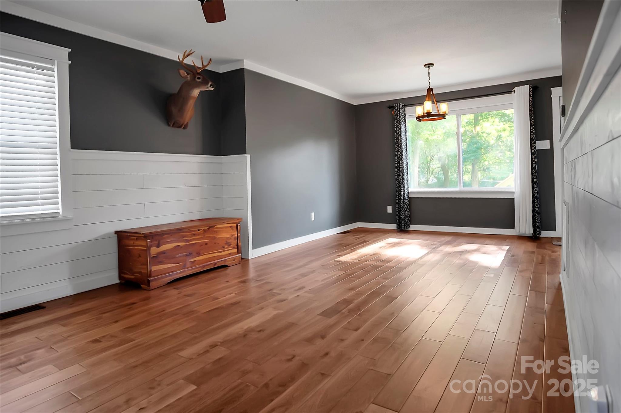 Williamsburg Acres - Residential