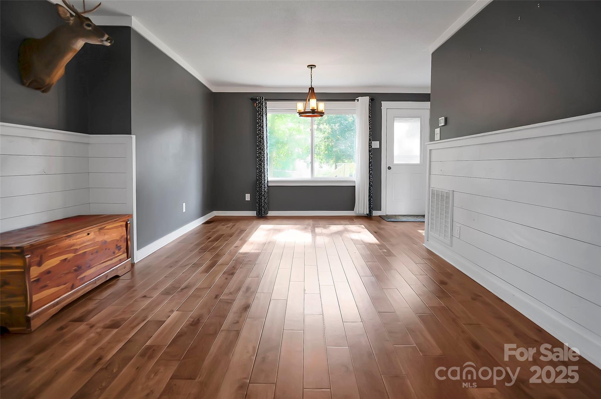 Williamsburg Acres - Residential