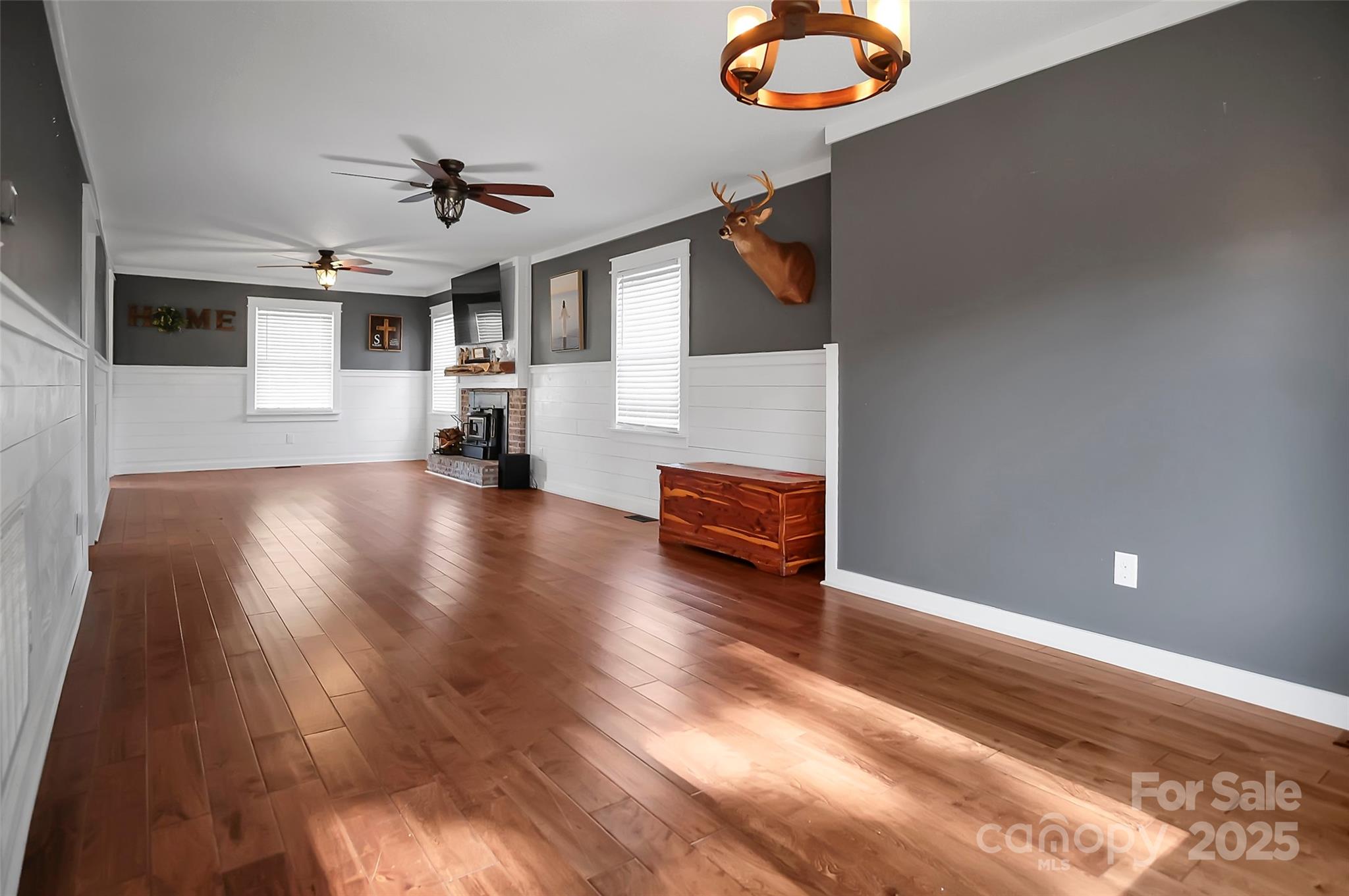 Williamsburg Acres - Residential
