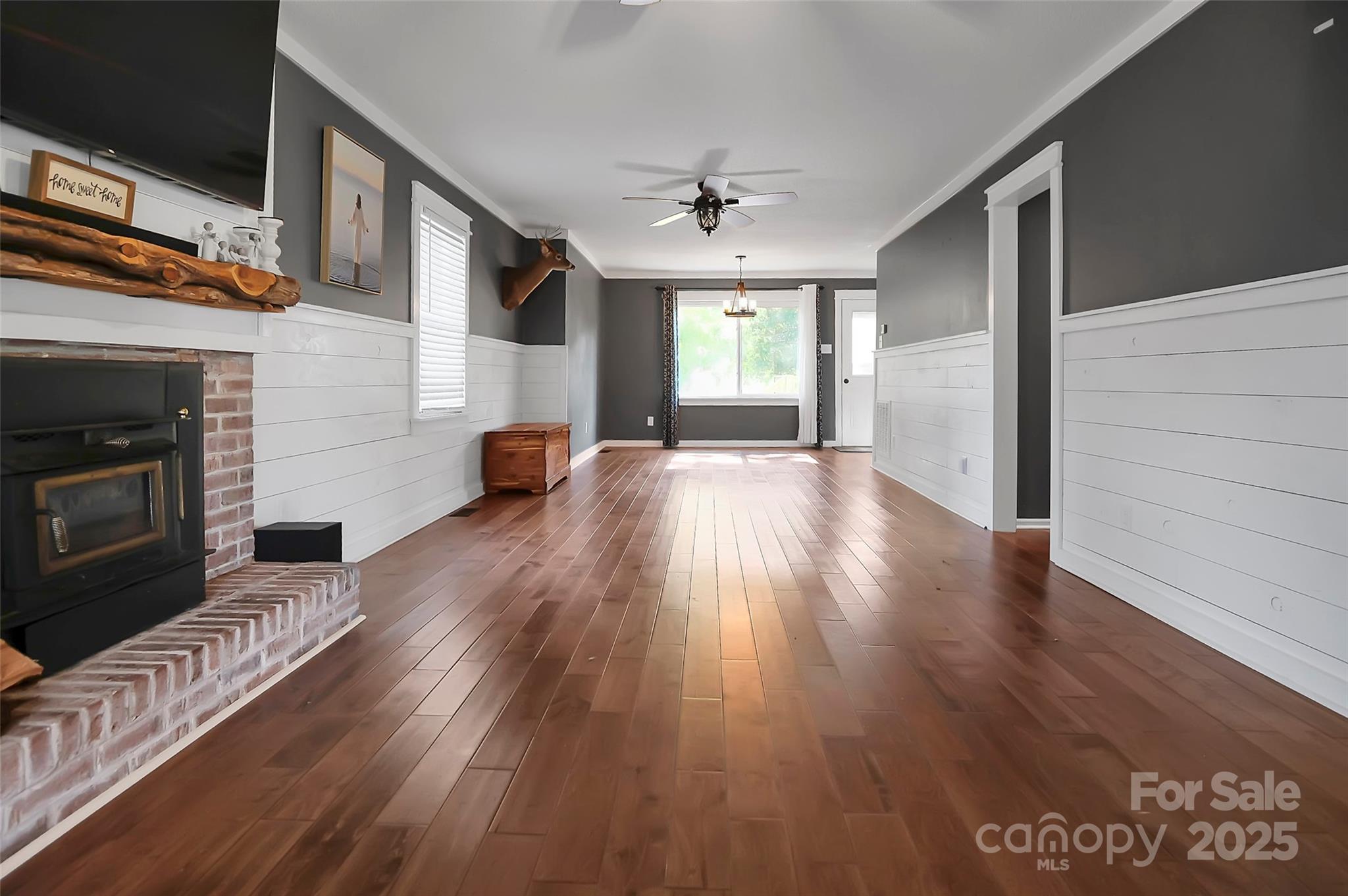 Williamsburg Acres - Residential