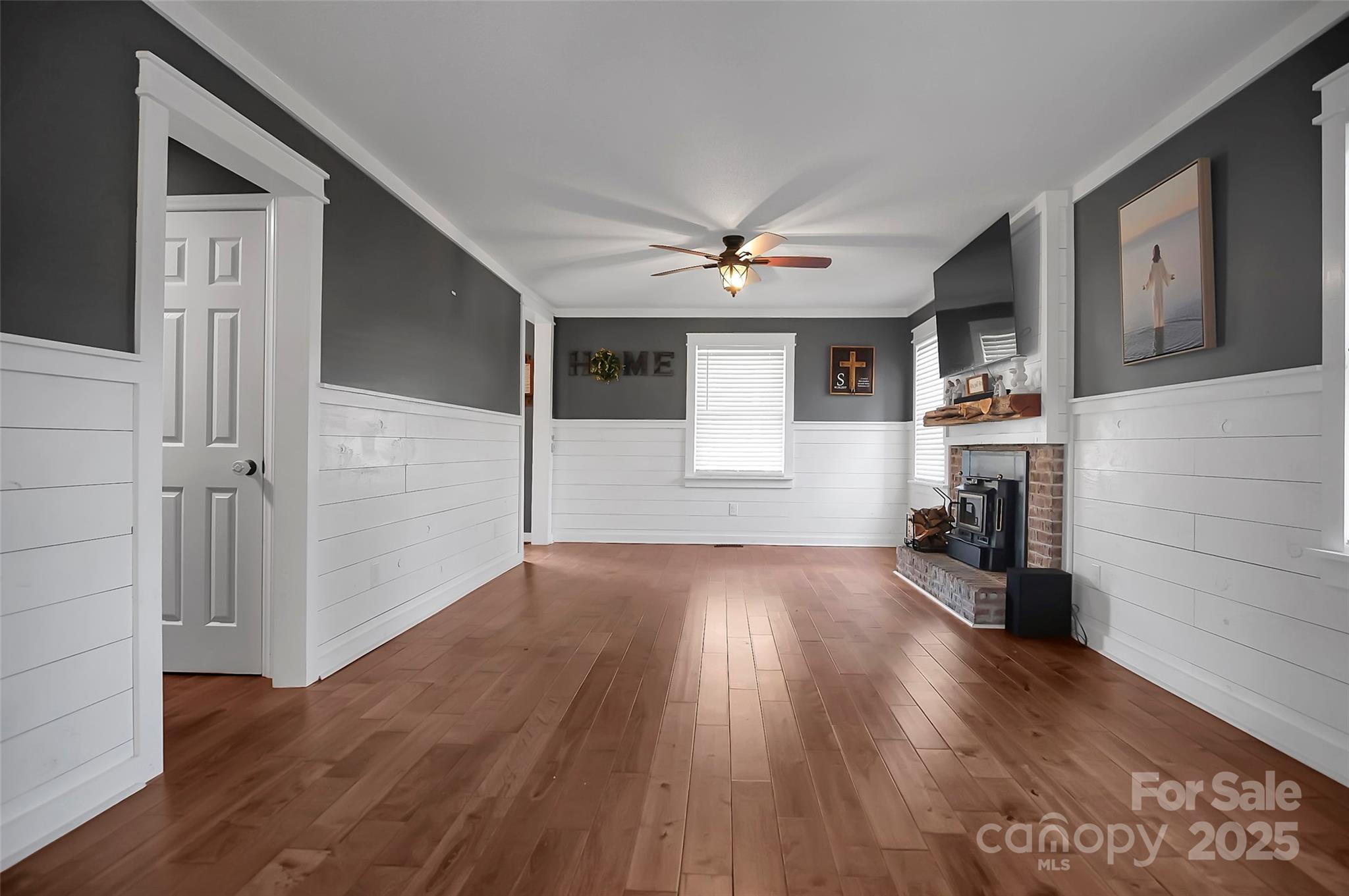Williamsburg Acres - Residential