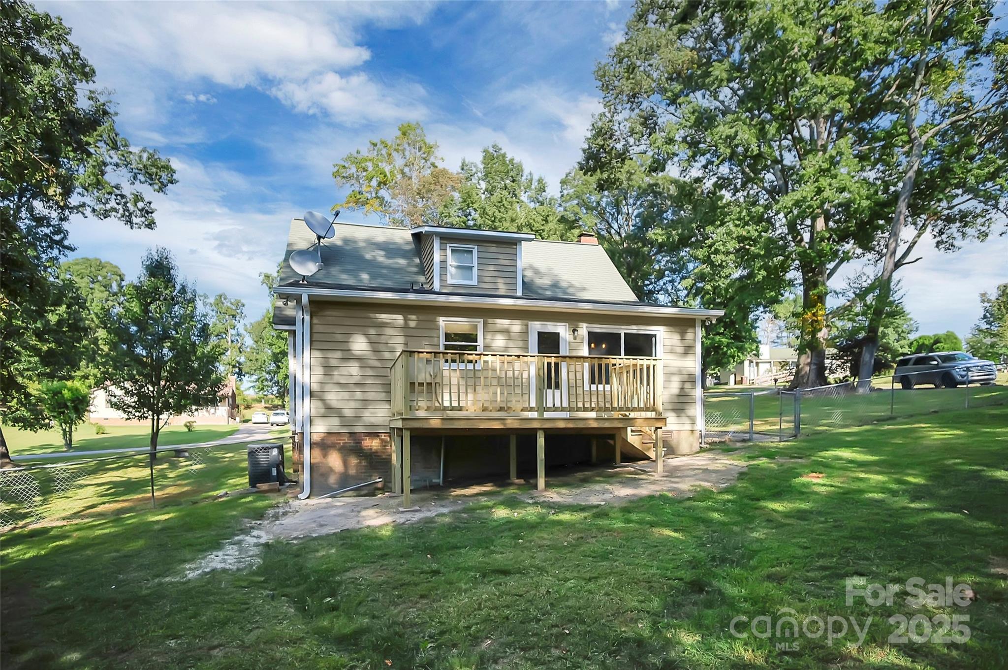 Williamsburg Acres - Residential