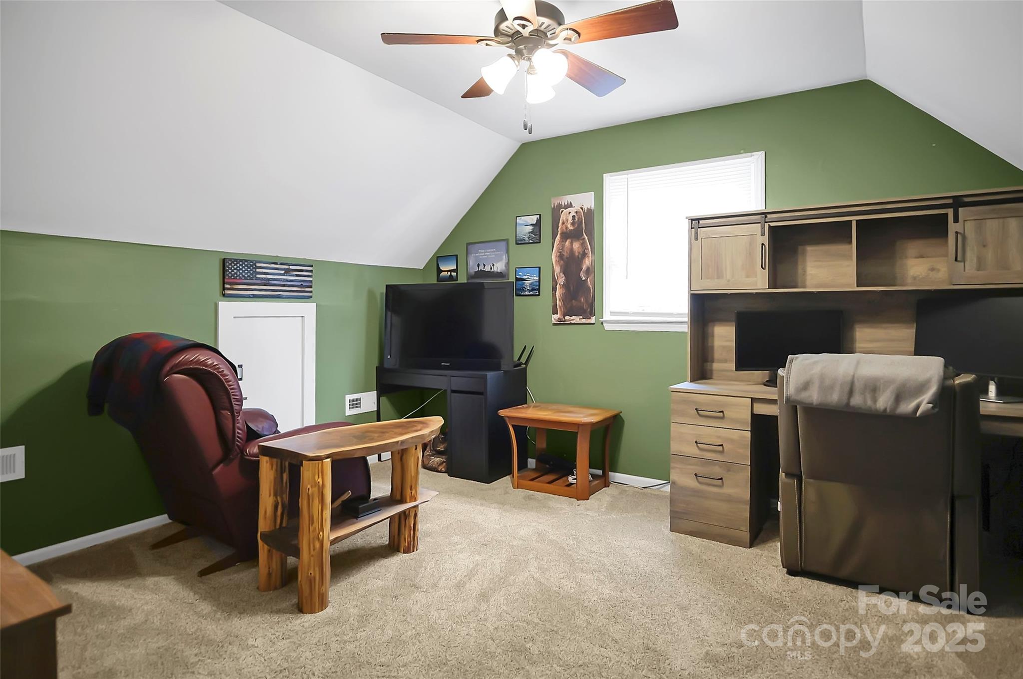 Williamsburg Acres - Residential