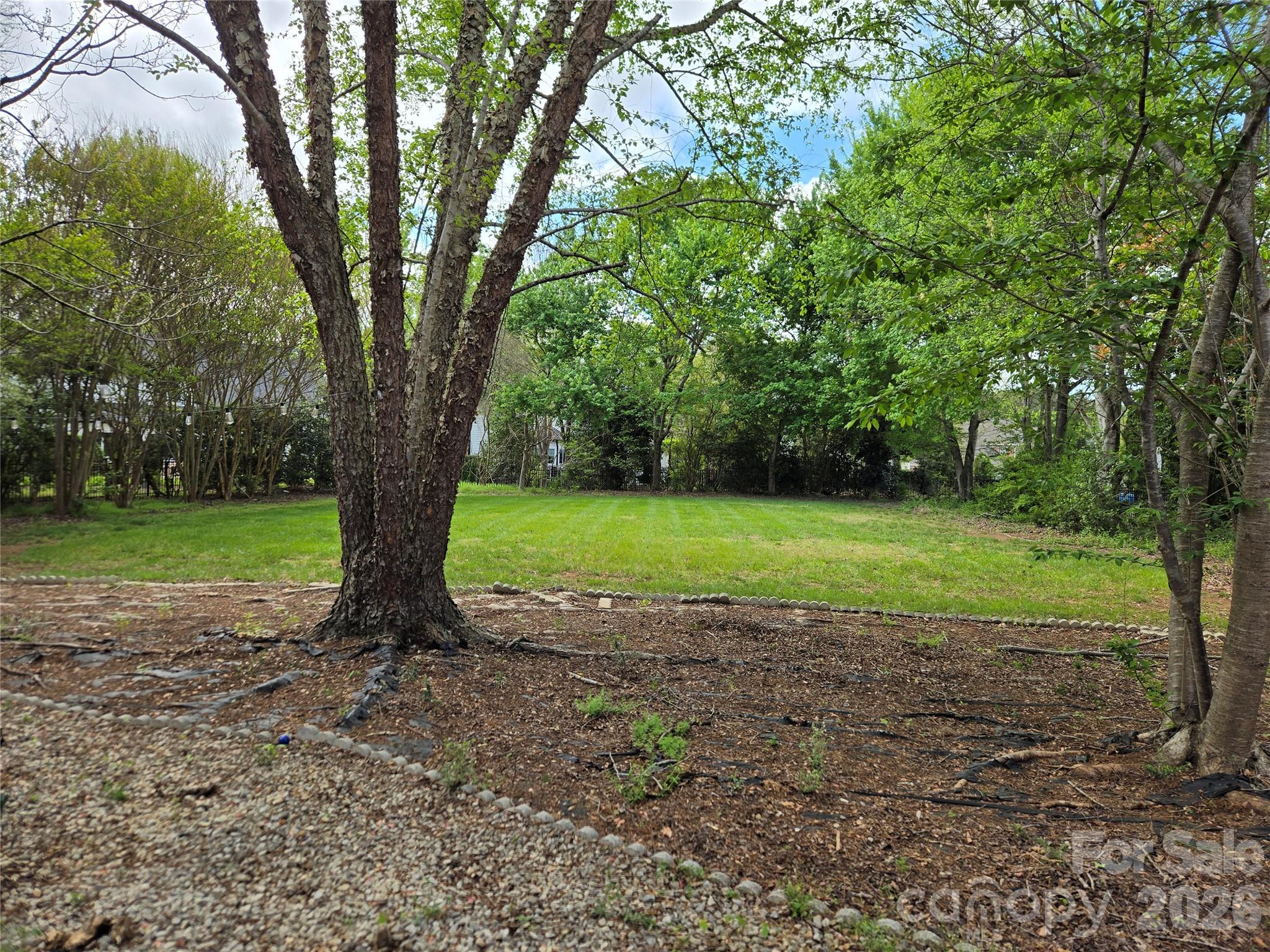 Country Club Estates - Residential