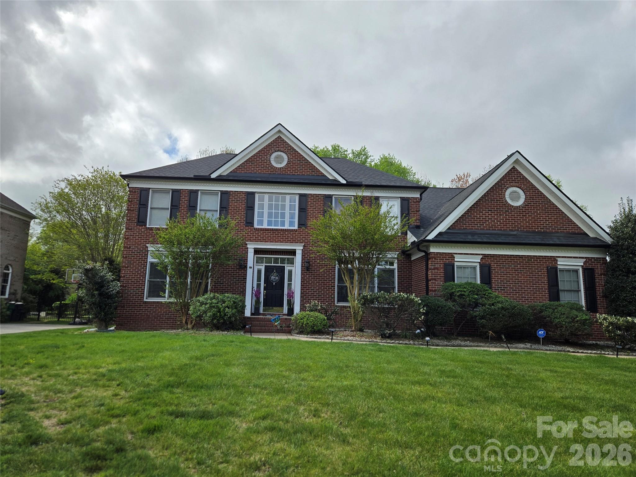 Country Club Estates - Residential