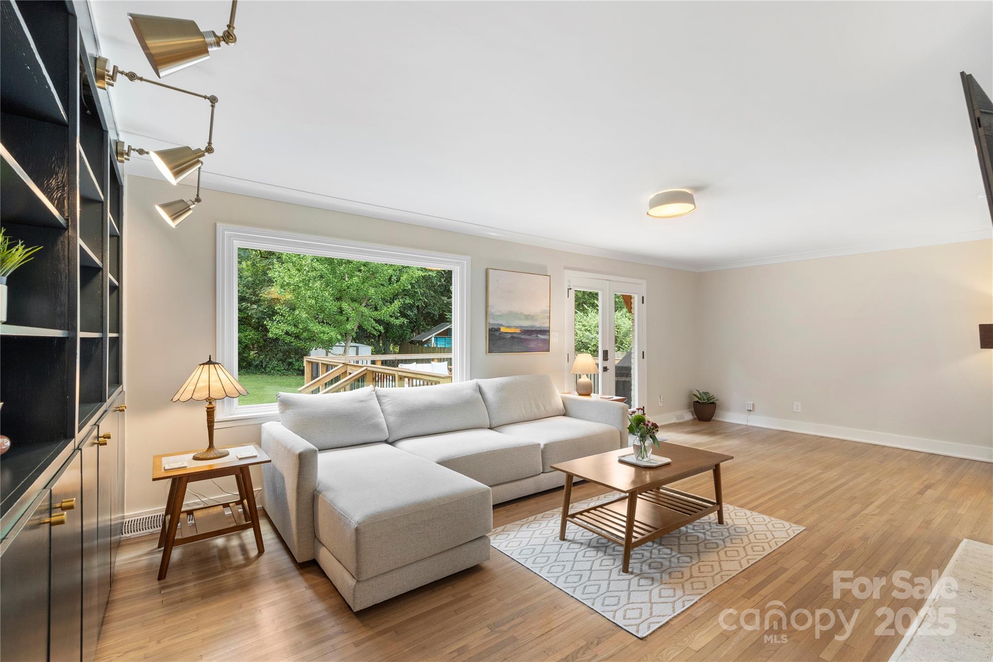 Beverly Woods - Residential