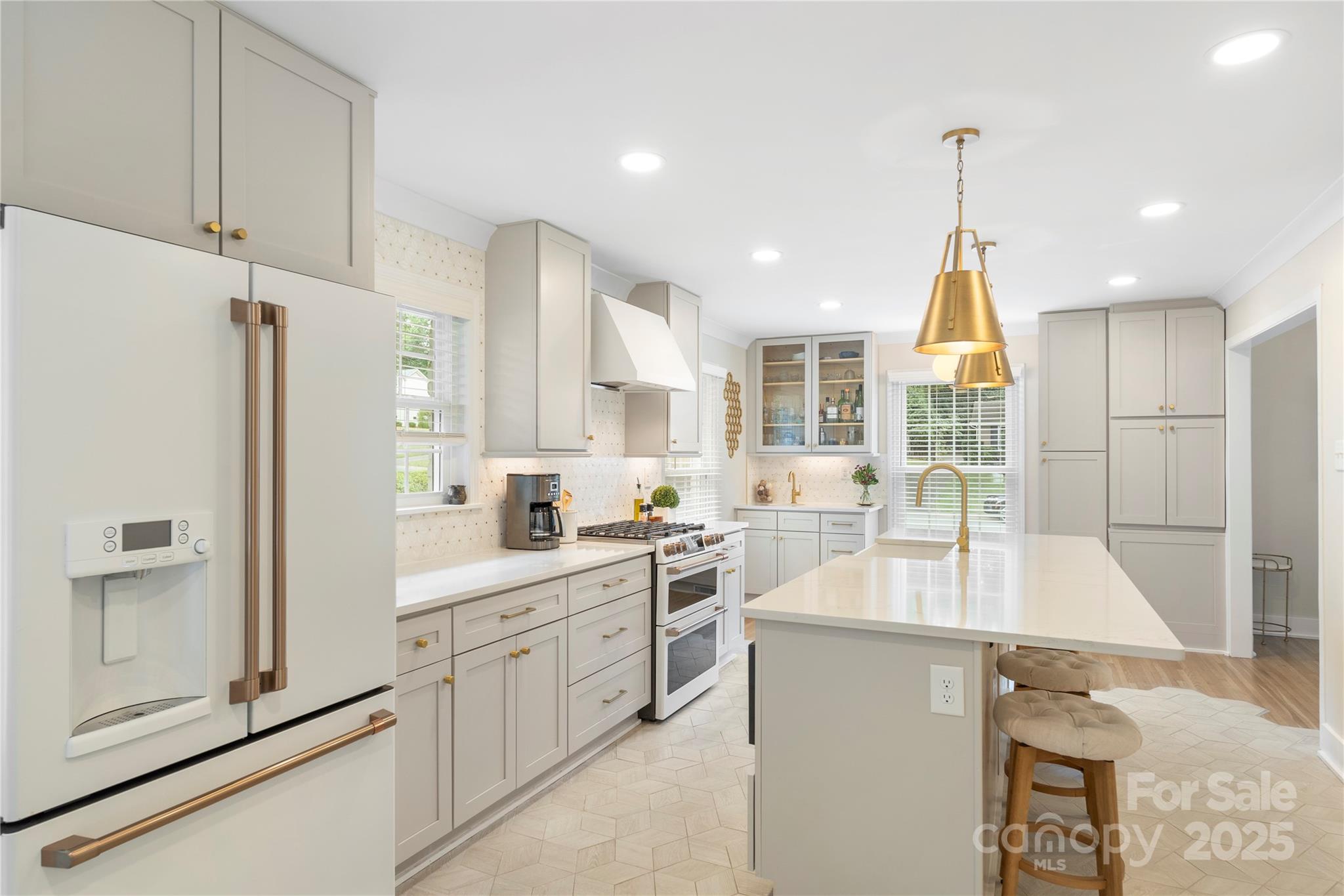 Beverly Woods - Residential