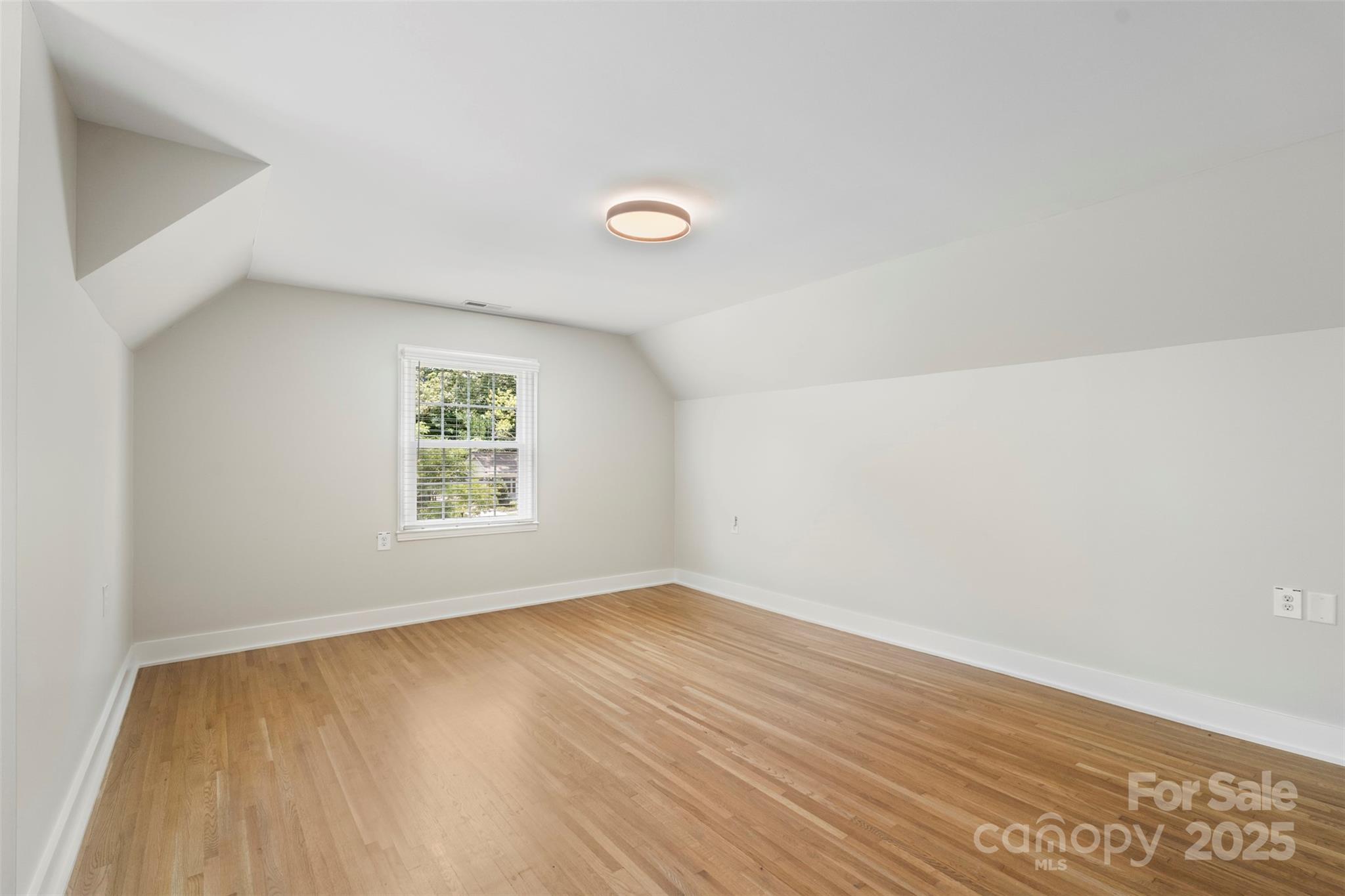 Beverly Woods - Residential