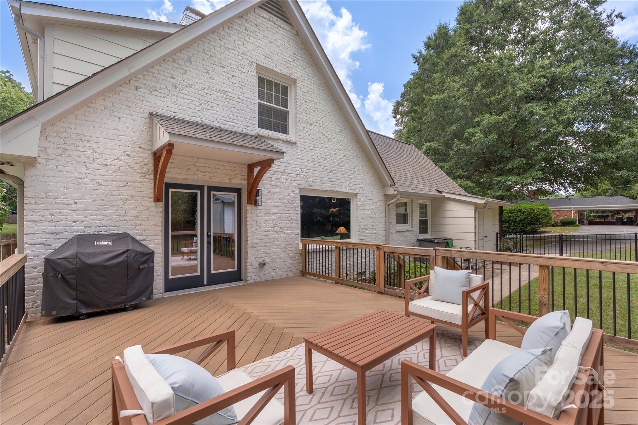 Beverly Woods - Residential