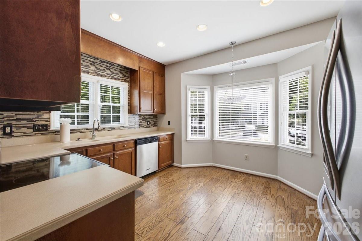 5909 Fitzwilliams Lane